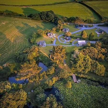 Trecombe Lakes Камборн Экстерьер фото