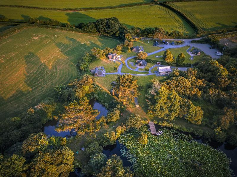 Trecombe Lakes Камборн Экстерьер фото